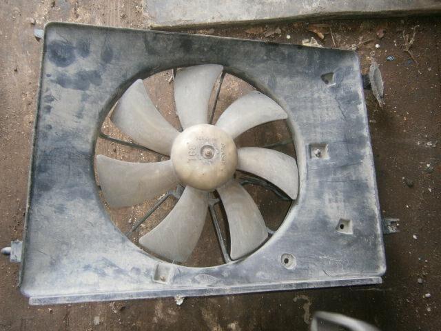 Диффузор радиатора Хонда Джаз в Сковородино 24051